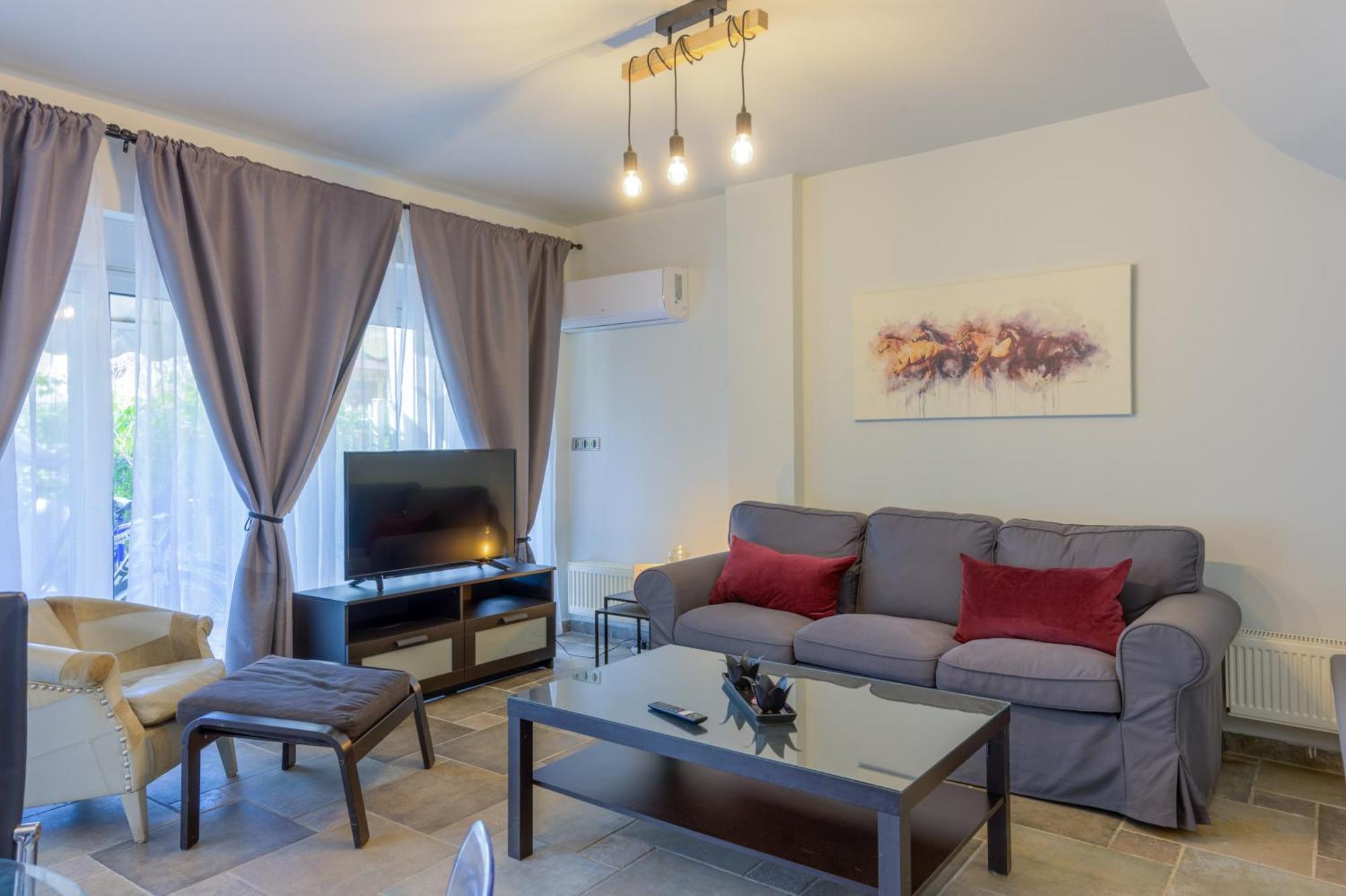Hideaway Porto Rafti
