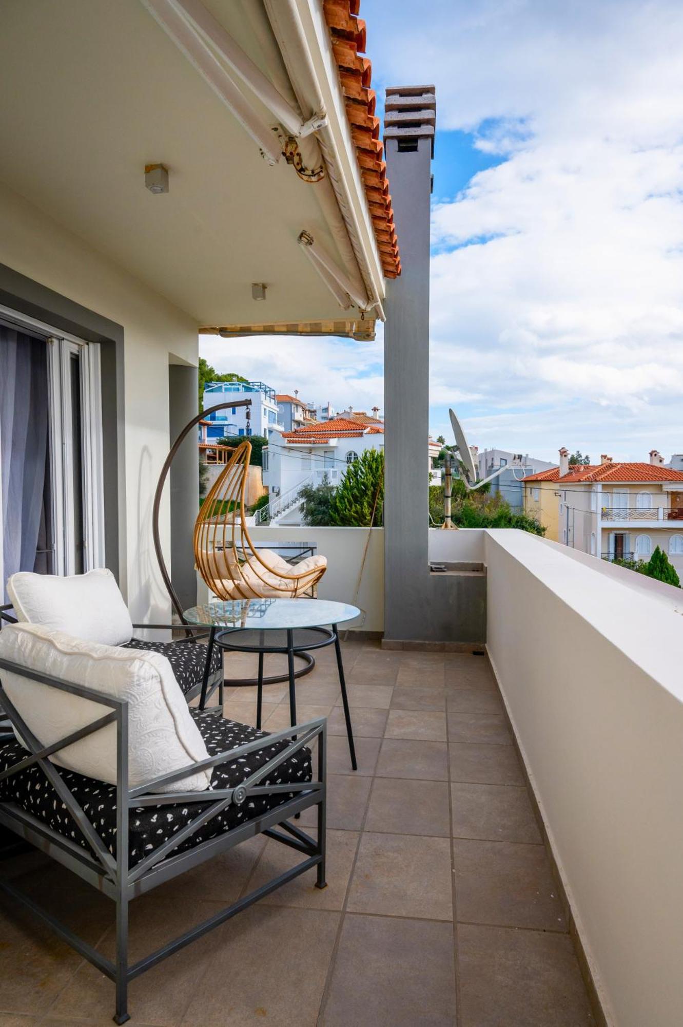 Hideaway * Porto Rafti