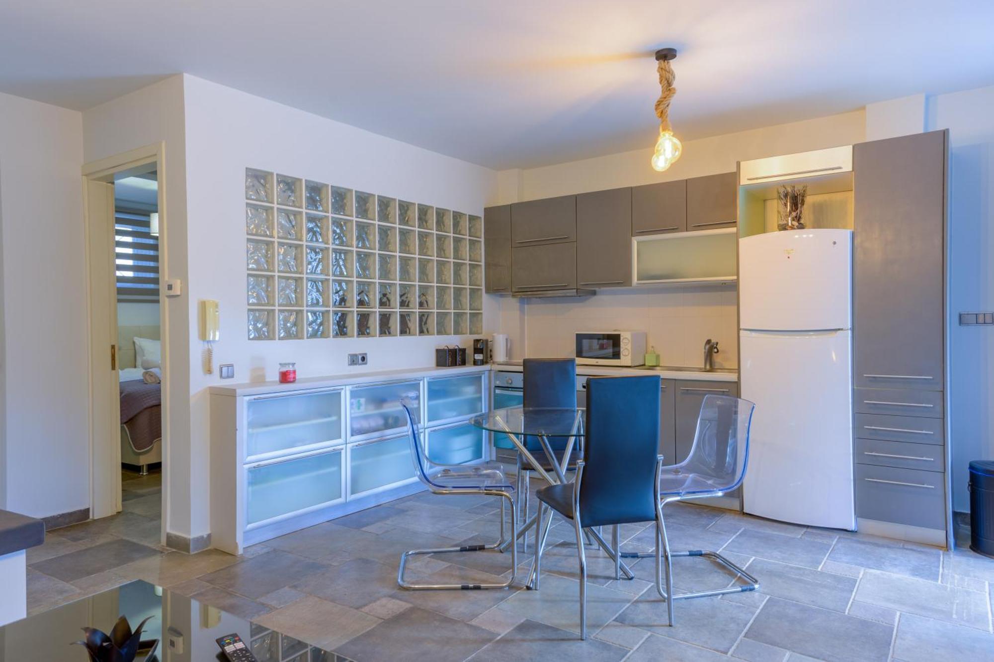 Hideaway Porto Rafti