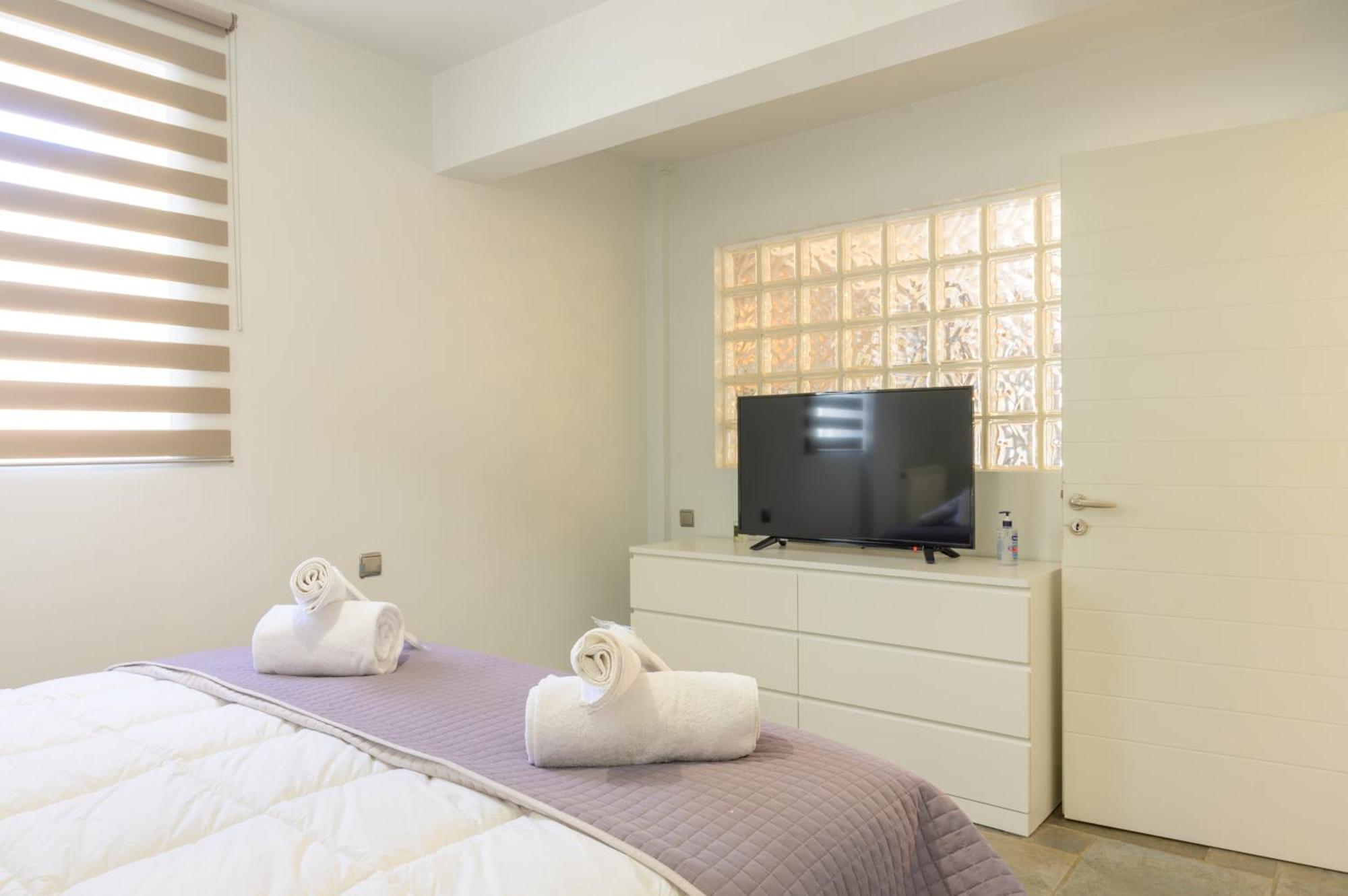 Hideaway Porto Rafti