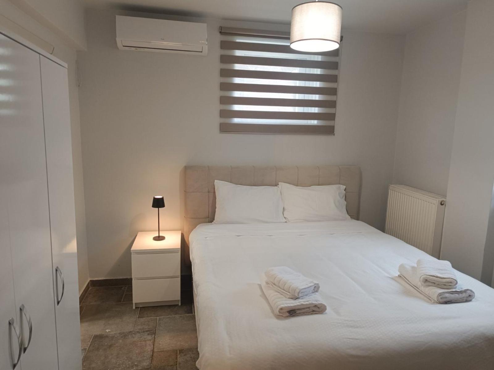 Hideaway Apartment *