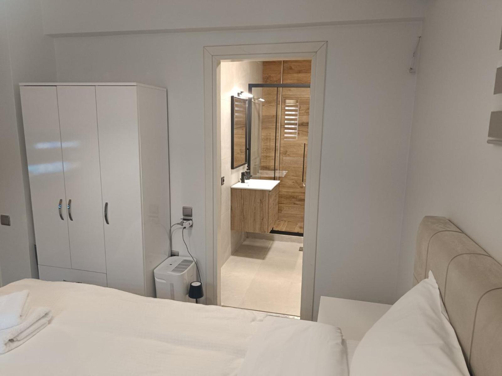Hideaway Apartment Porto Rafti